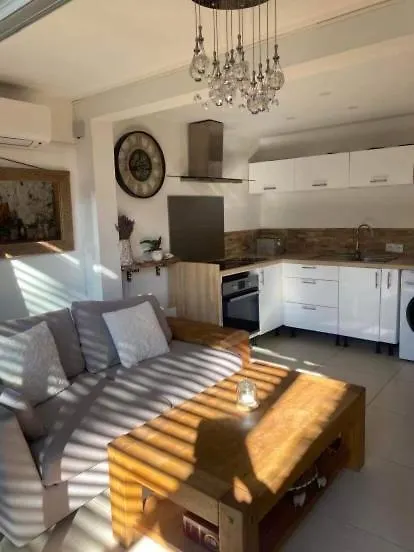 Apartmán Superbe Appartement 2 Pieces Avec Piscine Et Parking, Proche De La Mer Villeneuve-Loubet